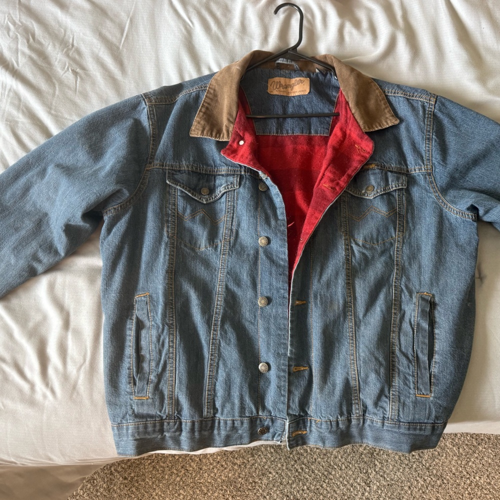 Wrangler Blue Denim Jacket with Brown Collar